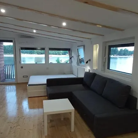 Island Ada Apartment Belgrad Exterior foto